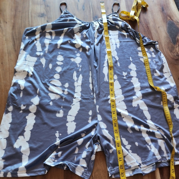 Tie Dye V-neck Rompers for Women,Spaghetti Strap, plus size 2X - Picture 8 of 8